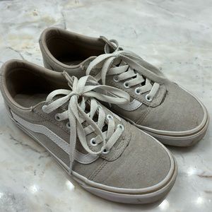 Women’s Size 7 Vans Light Khaki linen look